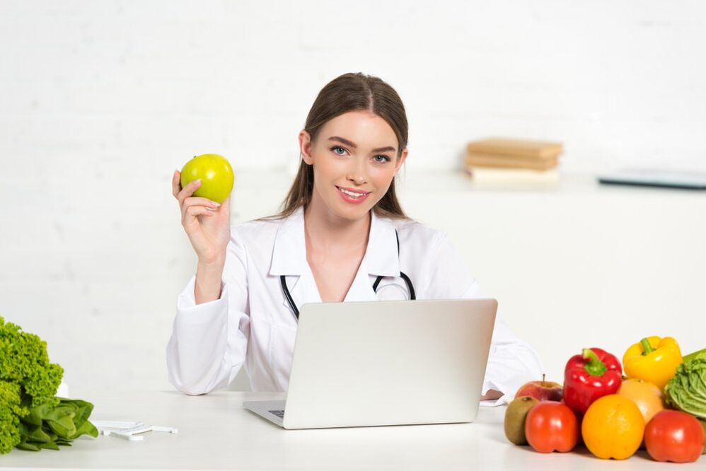 डॉक्टर हाइपोएलर्जेनिक आहार के लिए फलों की सलाह देते हैं